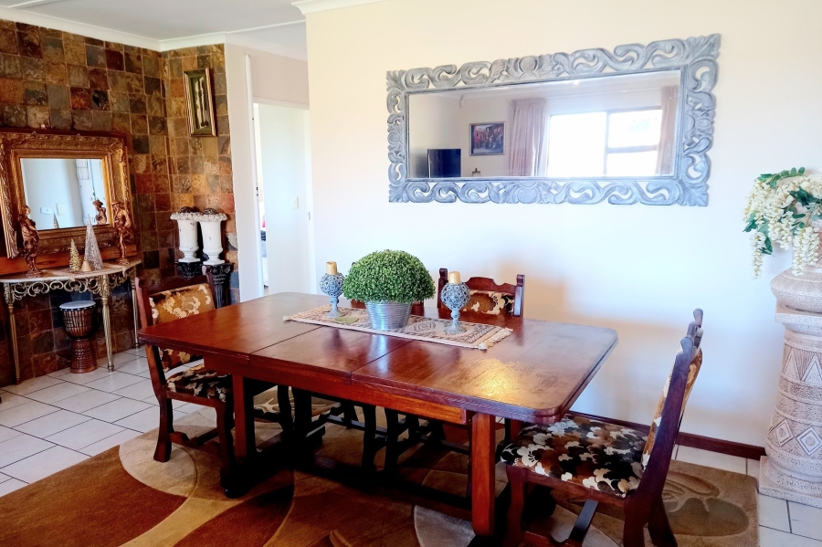 3 Bedroom Property for Sale in Vredenburg Western Cape